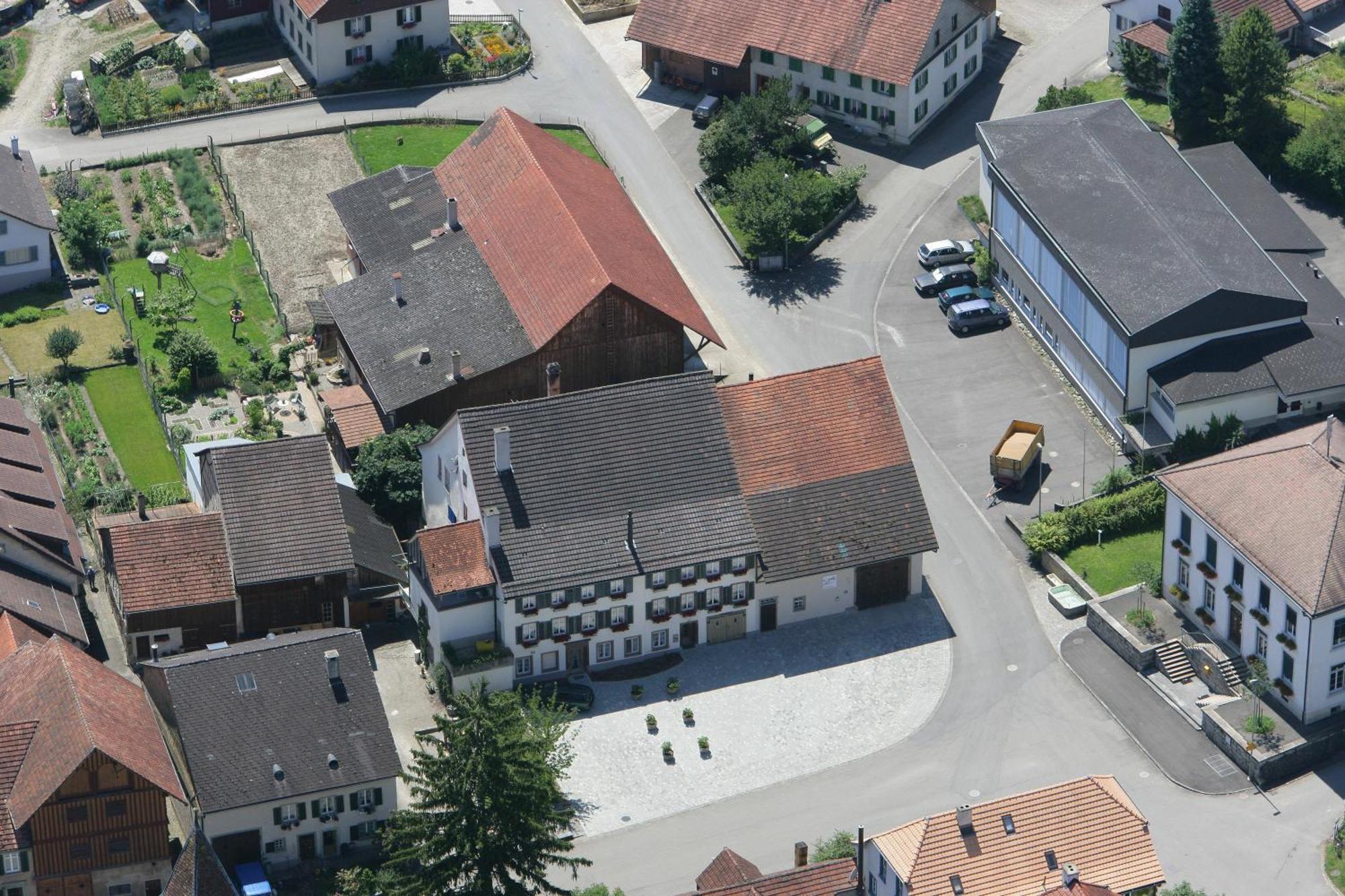 Hotel Rüedi - Fasstastische Ferien Trasadingen Exterior foto